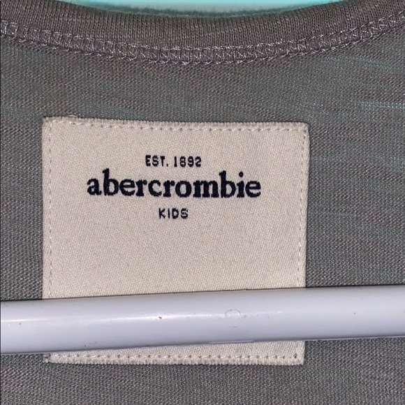 Abercrombie kids grey frilly tank top - Picture 3 of 4